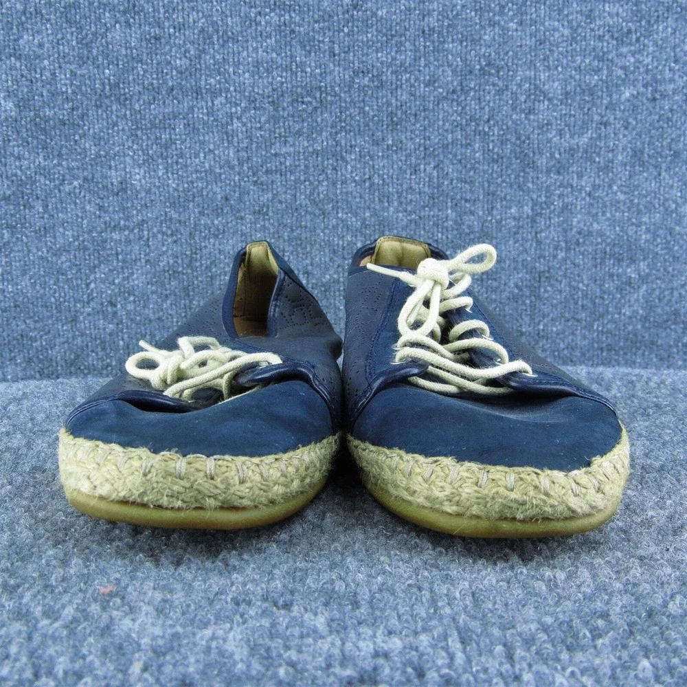 Clarks Artisan Women Sneaker Shoes‎ Blue Leather Lace Up Size 9.5 Medium